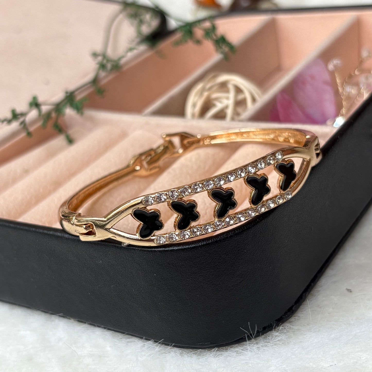 Gilded Wings Bracelet 3