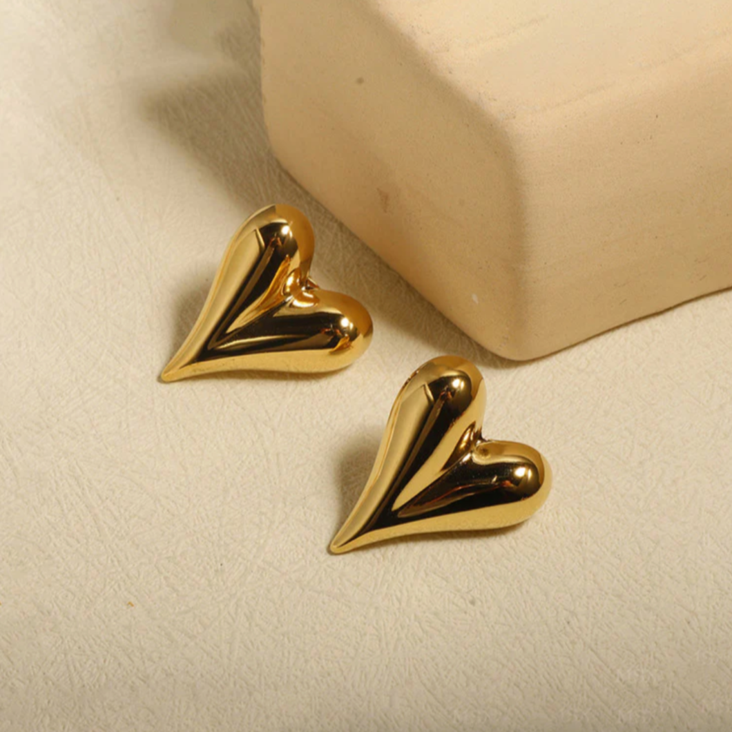heart studs buy 1
