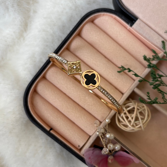 Clover Bracelet