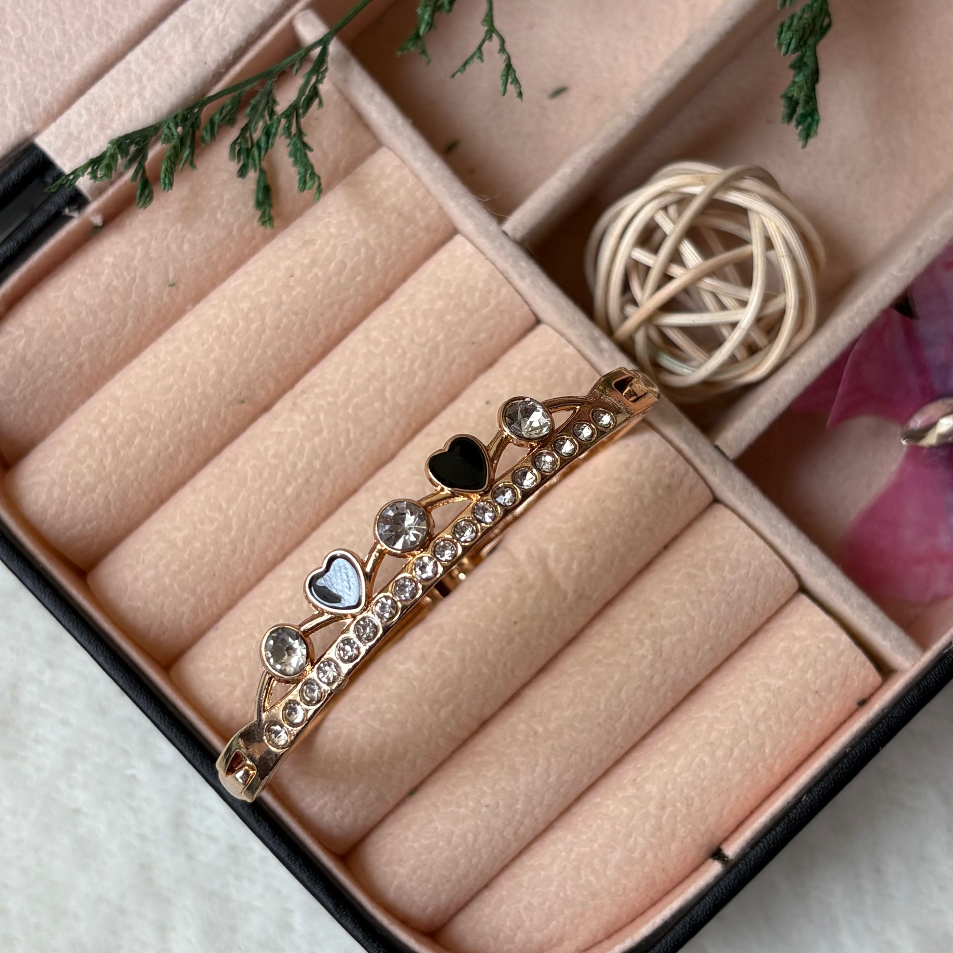Ebon Heartline Bangle Bracelet 1