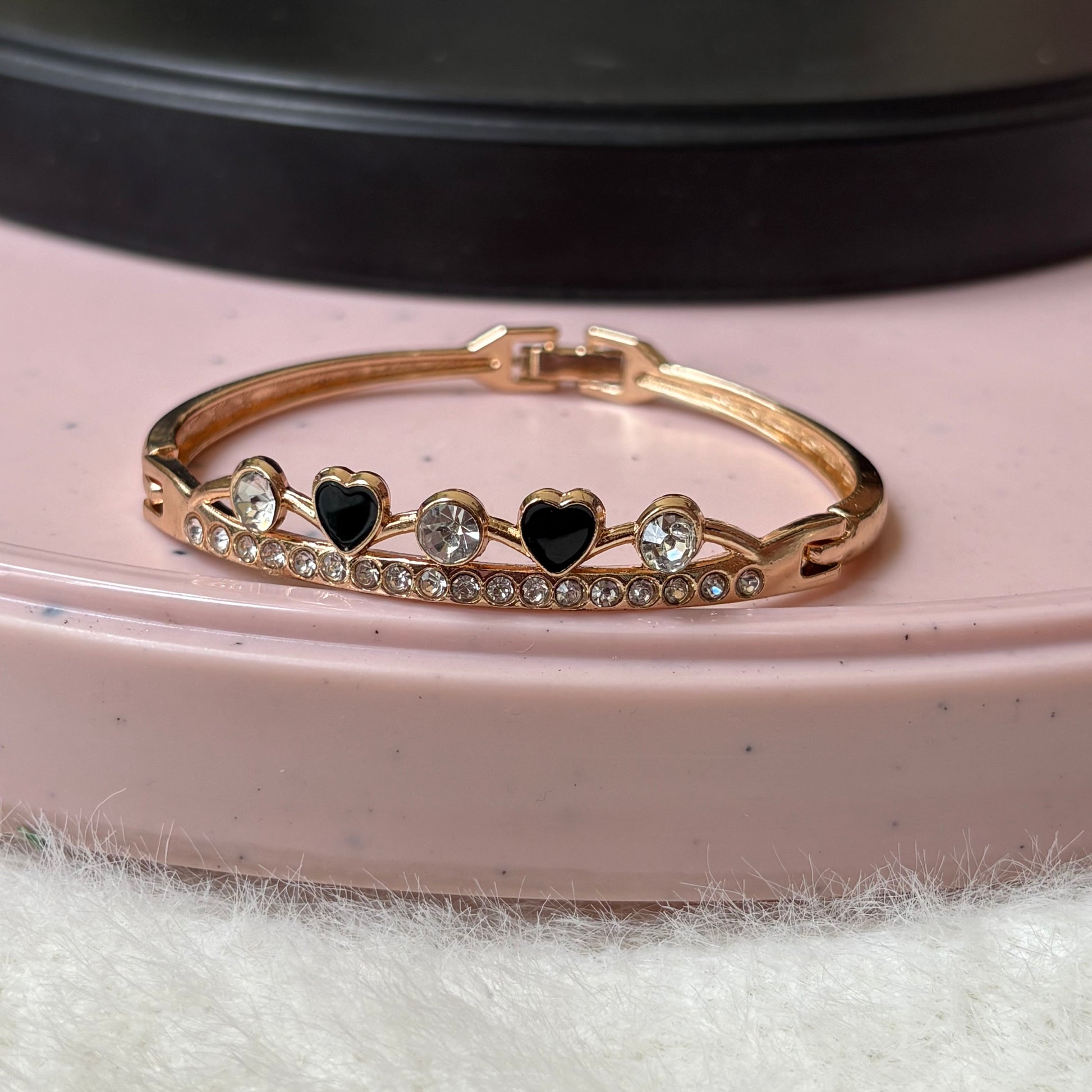 Ebon Heartline Bangle Bracelet 2