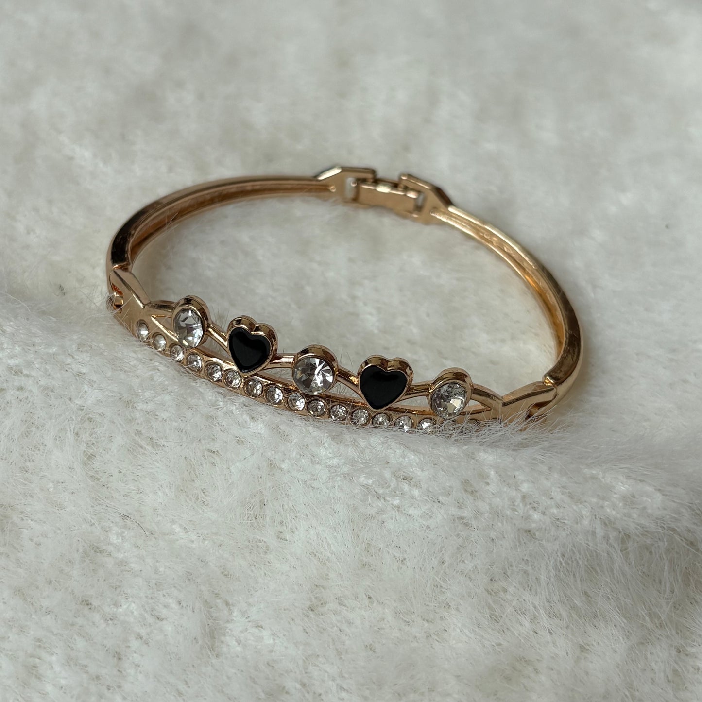 Ebon Heartline Bangle Bracelet 3