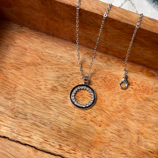 Halo necklace