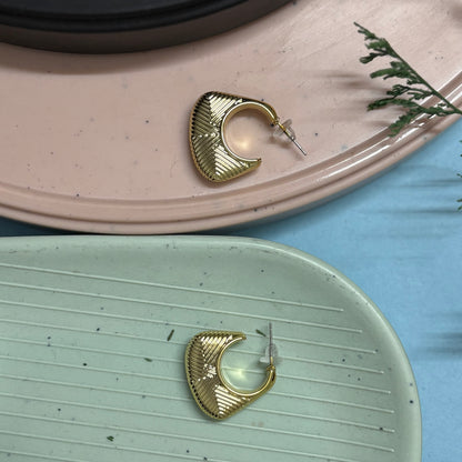 golden hoop glow earrings 2